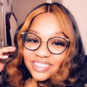 Meet your Posher, Bre